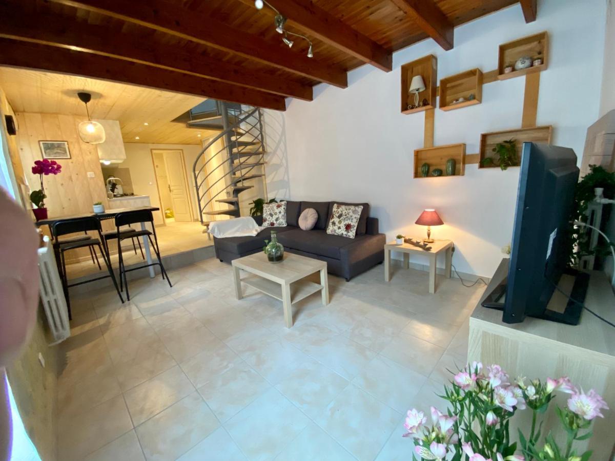 Gite Confort A Lamothe D Ales Lavergne  Exterior foto